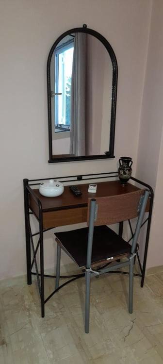 Maria's Apartement Poros  Bagian luar foto